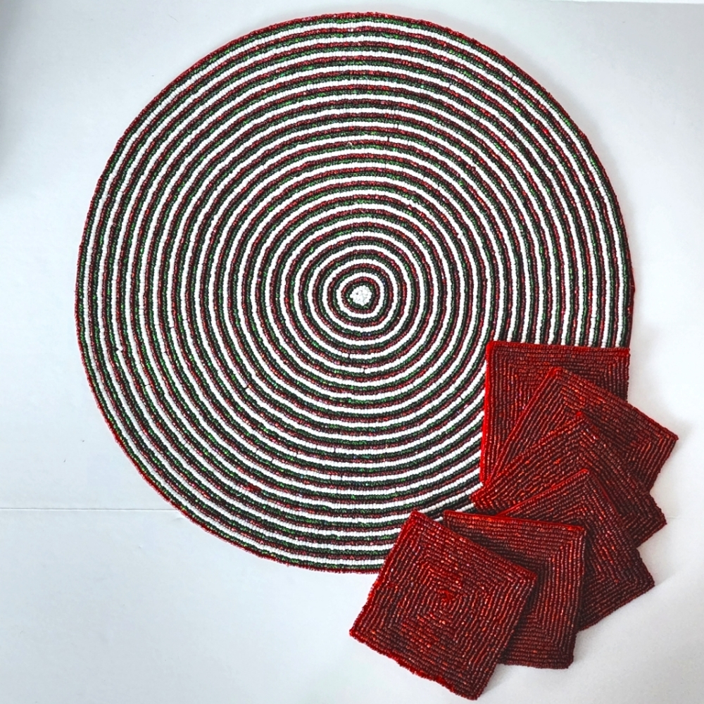 Beaded Placemat and 6 Coasters